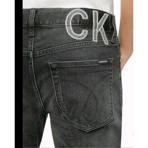 Calvin Klein Jeans Mens Slim Fit Distressed Black Denim 32x30 Ripped Dark Wash